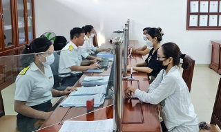 Thu ngân sách Nhà nước 9 tháng tăng 32%, thu từ kinh tế số bứt phá 57%